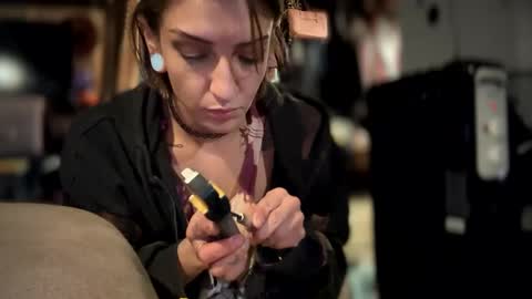 Snapshot of baby_buddha chatting on 12.17.24 baby buddha  online show from 12.17.24