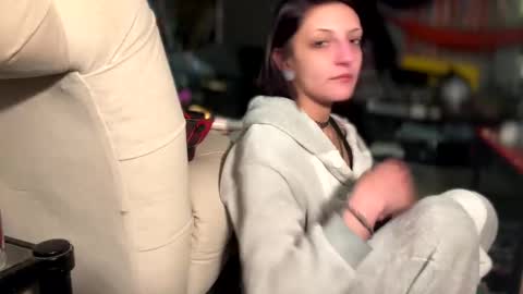 Snapshot of baby_buddha chatting on 03.12.25 baby buddha  online show from 03.12.25