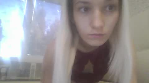 Snapshot of baby_doll_09 chatting on 09.17.25 baby_doll_09 online show from 09.17.25