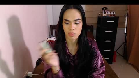 Snapshot of baby_fu chatting on 10.04.25 Nathalia online show from 10.04.25