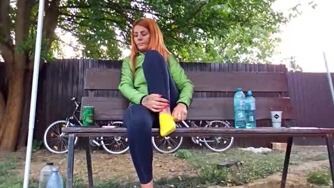 Snapshot of baby_inna chatting on 09.25.25 Inna  online show from 09.25.25