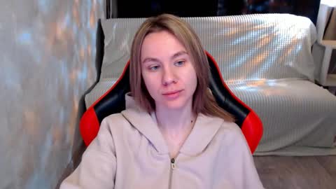 baby_kitte online show from 11.25.25