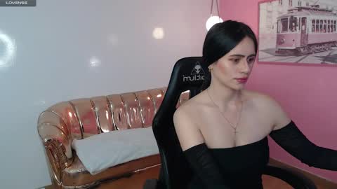 Bella online show from 09.14.25
