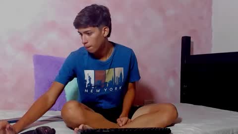 baby_noaht online show from 05.06.26