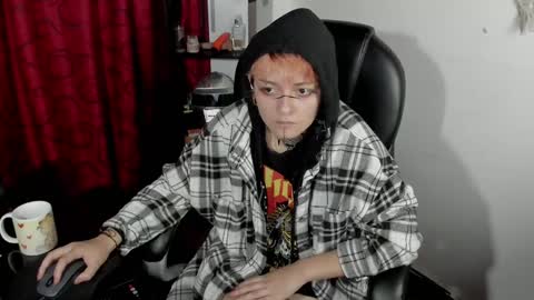 baby_punkk online show from 01.24.25