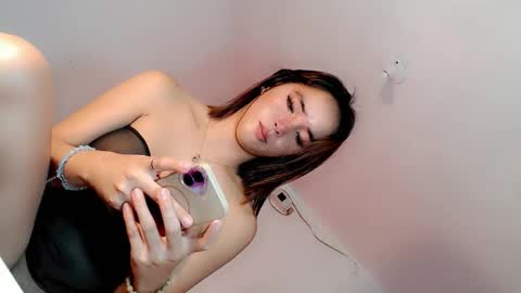 baby_sabrina19 online show from 05.19.26