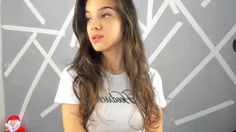 Aylin  online show from 12.03.24