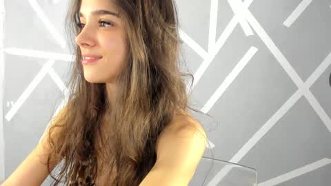 Aylin  online show from 12.17.24