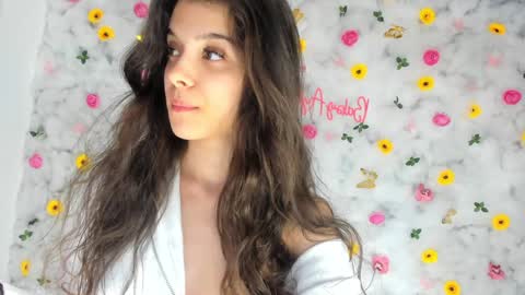Aylin  online show from 02.26.25