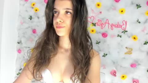 Aylin  online show from 02.27.25