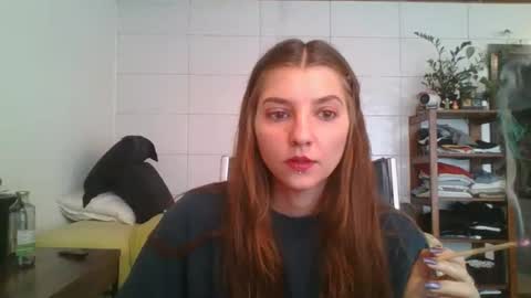 Snapshot of babydemon6 chatting on 09.22.25 babydemon6 online show from 09.22.25