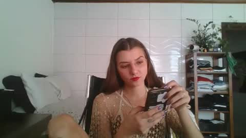 Snapshot of babydemon6 chatting on 09.23.25 babydemon6 online show from 09.23.25