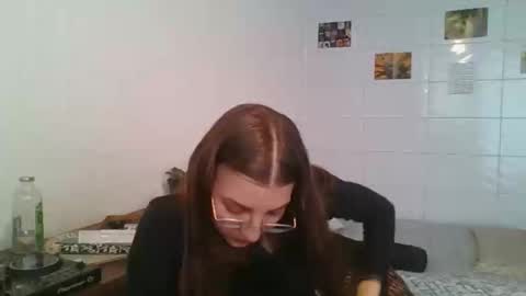 Snapshot of babydemon6 chatting on 10.31.25 babydemon6 online show from 10.31.25