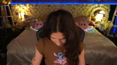 Snapshot of babyflowerr chatting on 05.27.26 Sasha online show from 05.27.26