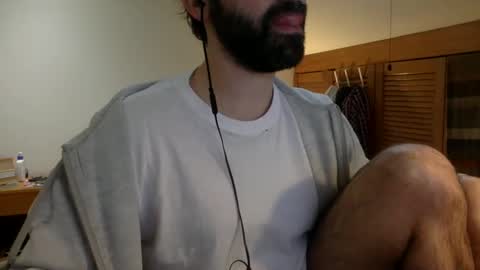 Snapshot of babyhardy chatting on 12.17.24 Tom A.    online show from 12.17.24