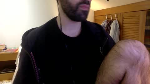 Snapshot of babyhardy chatting on 02.25.25 Tom A.    online show from 02.25.25