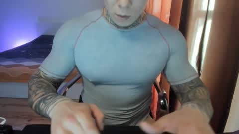 Snapshot of babylewisss chatting on 04.16.26 Amil online show from 04.16.26