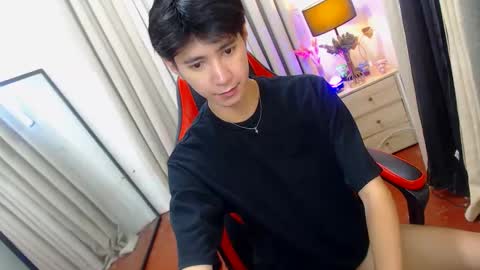Snapshot of babymasterbater chatting on 09.10.25 call me james online show from 09.10.25