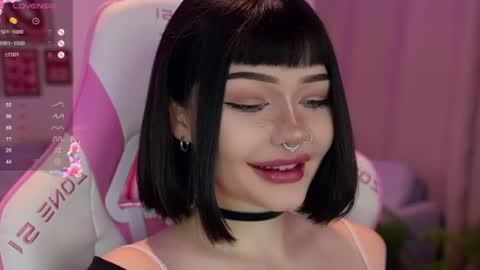 Snapshot of babyroxynill chatting on 07.06.26 Nika online show from 07.06.26