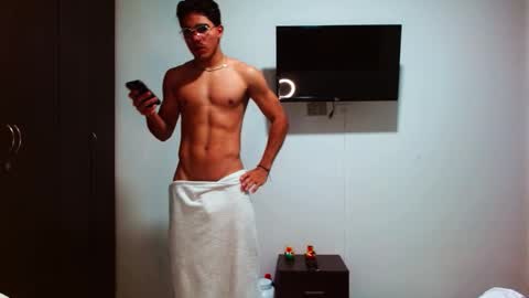Snapshot of babysebasxxx chatting on 10.26.25 sebas online show from 10.26.25
