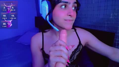 babysofix_ online show from 01.22.25