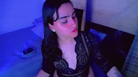 babysofix_ online show from 01.23.25