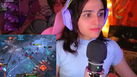 babysofix_ online show from 09.19.25