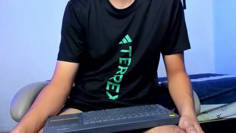 Snapshot of babyted273 chatting on 02.02.26 Babyted273 online show from 02.02.26