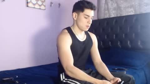 Snapshot of babytwunkz chatting on 09.28.25 Hey Im Zayn good to see u here online show from 09.28.25