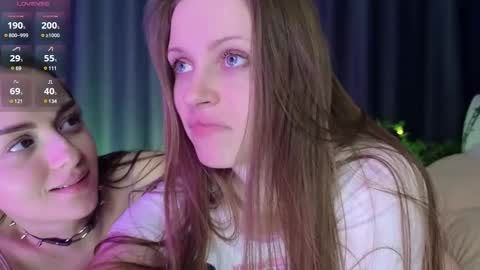 Snapshot of babyyli chatting on 02.20.25 Chloe online show from 02.20.25