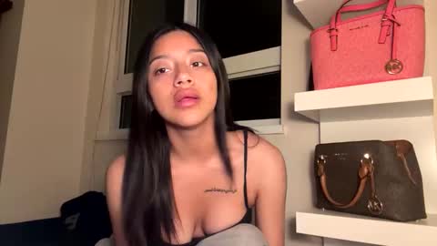 Snapshot of babyynaughty chatting on 09.24.25 babyynaughty online show from 09.24.25