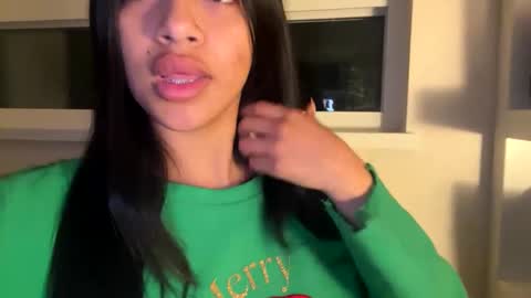 Snapshot of babyynaughty chatting on 09.26.25 babyynaughty online show from 09.26.25