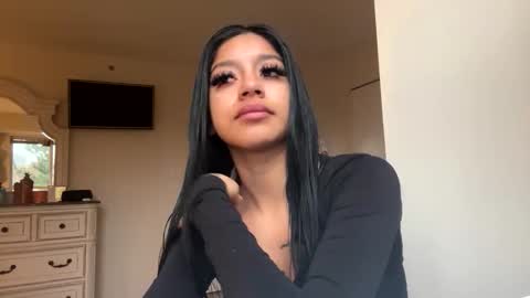 Snapshot of babyynaughty chatting on 11.12.25 babyynaughty online show from 11.12.25