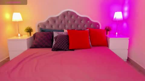 babyyulli online show from 11.14.25