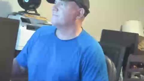 Snapshot of bad_boy4u2abuse chatting on 09.22.25 bad_boy4u2abuse online show from 09.22.25