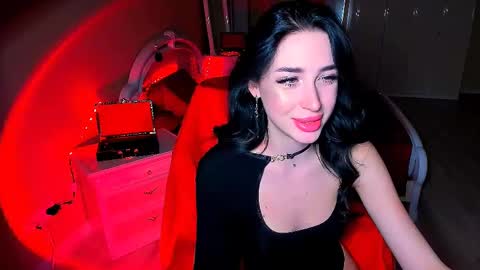 Snapshot of bad_desire chatting on 12.08.24 Miss Desire...do you remember online show from 12.08.24