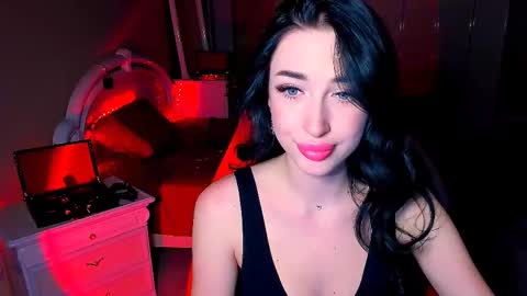 Snapshot of bad_desire chatting on 12.13.24 Miss Desire...do you remember online show from 12.13.24