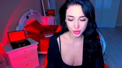 Snapshot of bad_desire chatting on 12.17.24 Miss Desire...do you remember online show from 12.17.24