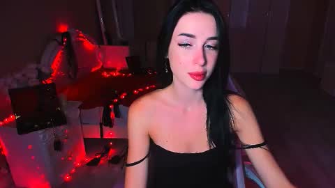 Snapshot of bad_desire chatting on 09.14.25 Miss Desire...do you remember online show from 09.14.25