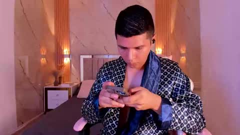 Angel online show from 03.18.26