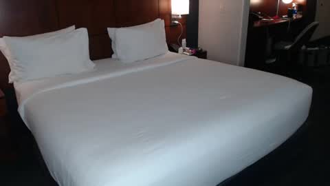 Snapshot of badboyson65 chatting on 03.09.25 HotWifeFun32 online show from 03.09.25