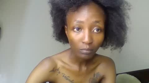 baddie_bunnie online show from 12.21.25