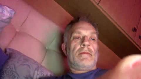 Snapshot of badger150 chatting on 01.11.25 badger150 online show from 01.11.25