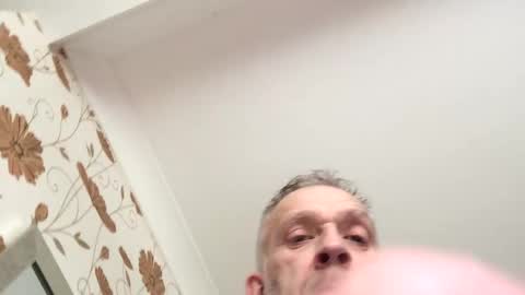 Snapshot of badger150 chatting on 02.01.25 badger150 online show from 02.01.25