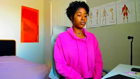 badgurldnay online show from 09.25.25