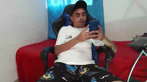 Juan Help us reach 100 likes online show from 03.05.25