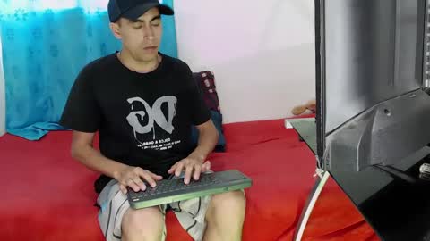 Juan Help us reach 100 likes online show from 03.06.25