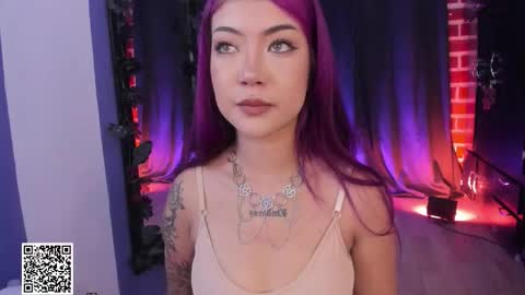 Snapshot of badkatyuska chatting on 11.28.25 Please help me to reach 100 thumbs up online show from 11.28.25