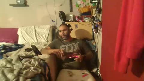 Snapshot of badnews68 chatting on 12.31.24 StillPoPimpin online show from 12.31.24