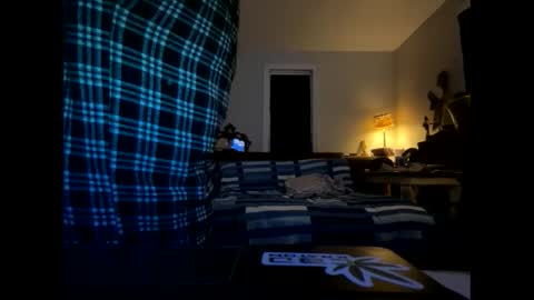 Snapshot of badnews68 chatting on 09.17.25 StillPoPimpin online show from 09.17.25